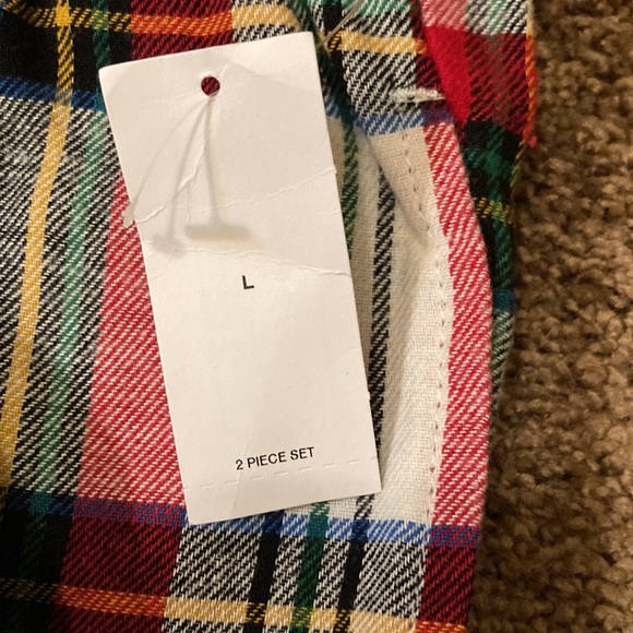 OLD NAVY. New 2 PIECE FLANNEL PAJAMA SET. SIZE LARGE. WOMEN’s. NWT - Picture 3 of 7